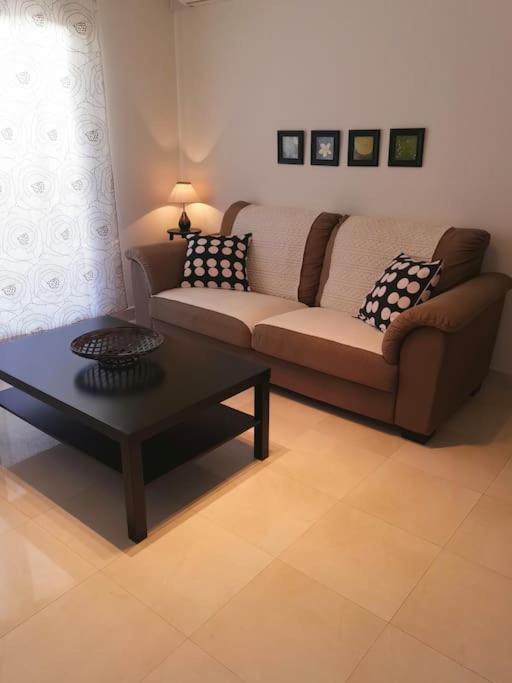 Luminoso Atico Cerca De La Playa Con Piscina Y Garaje Appartement Nerja