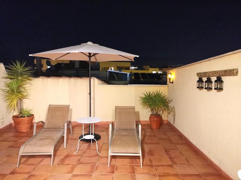 Luminoso Atico Cerca De La Playa Con Piscina Y Garaje *